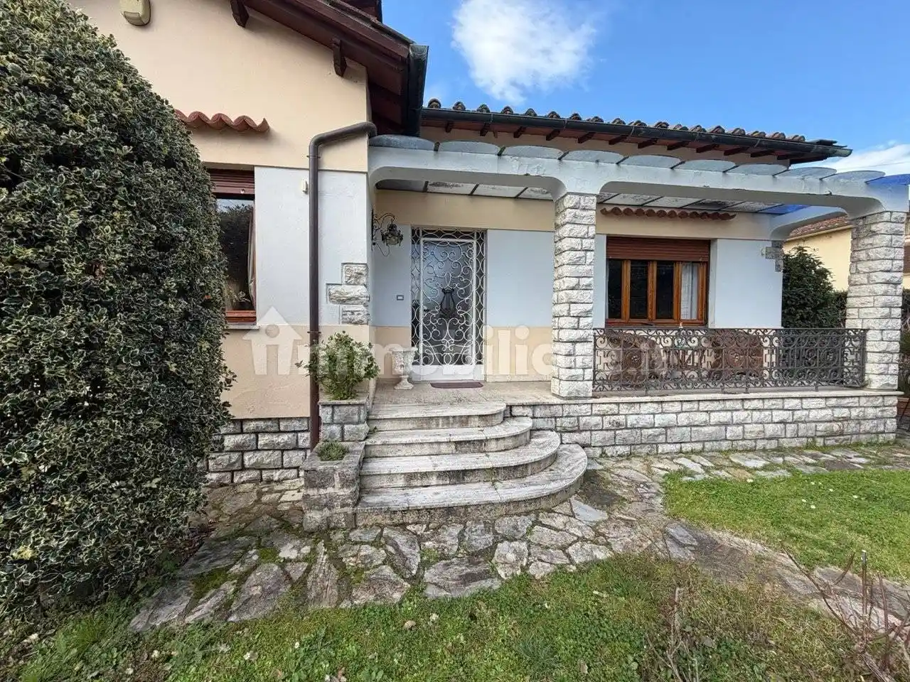 Villa in vendita a Lucca