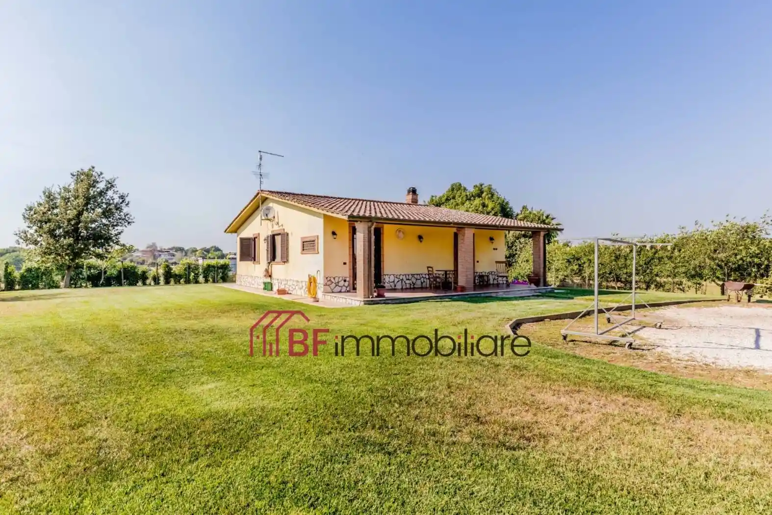 Villa in vendita a Pomezia