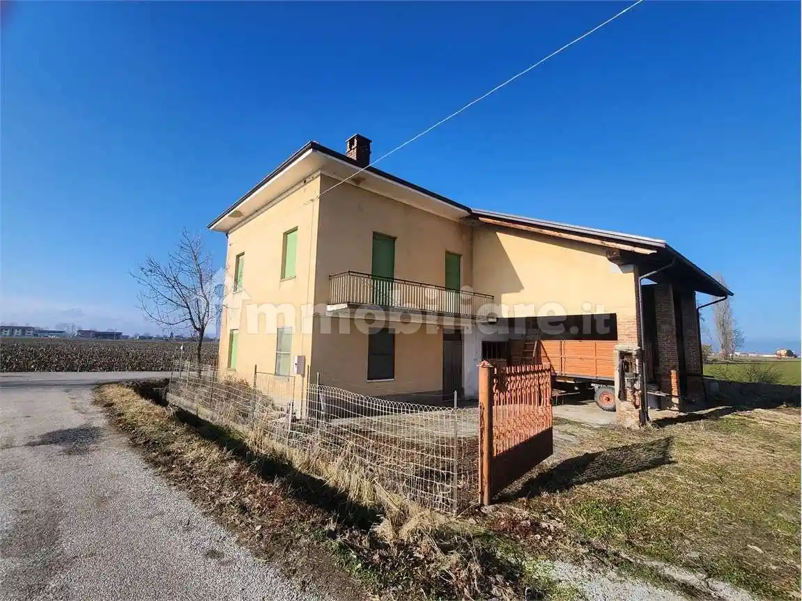 Rustico - Casale in vendita a Morozzo