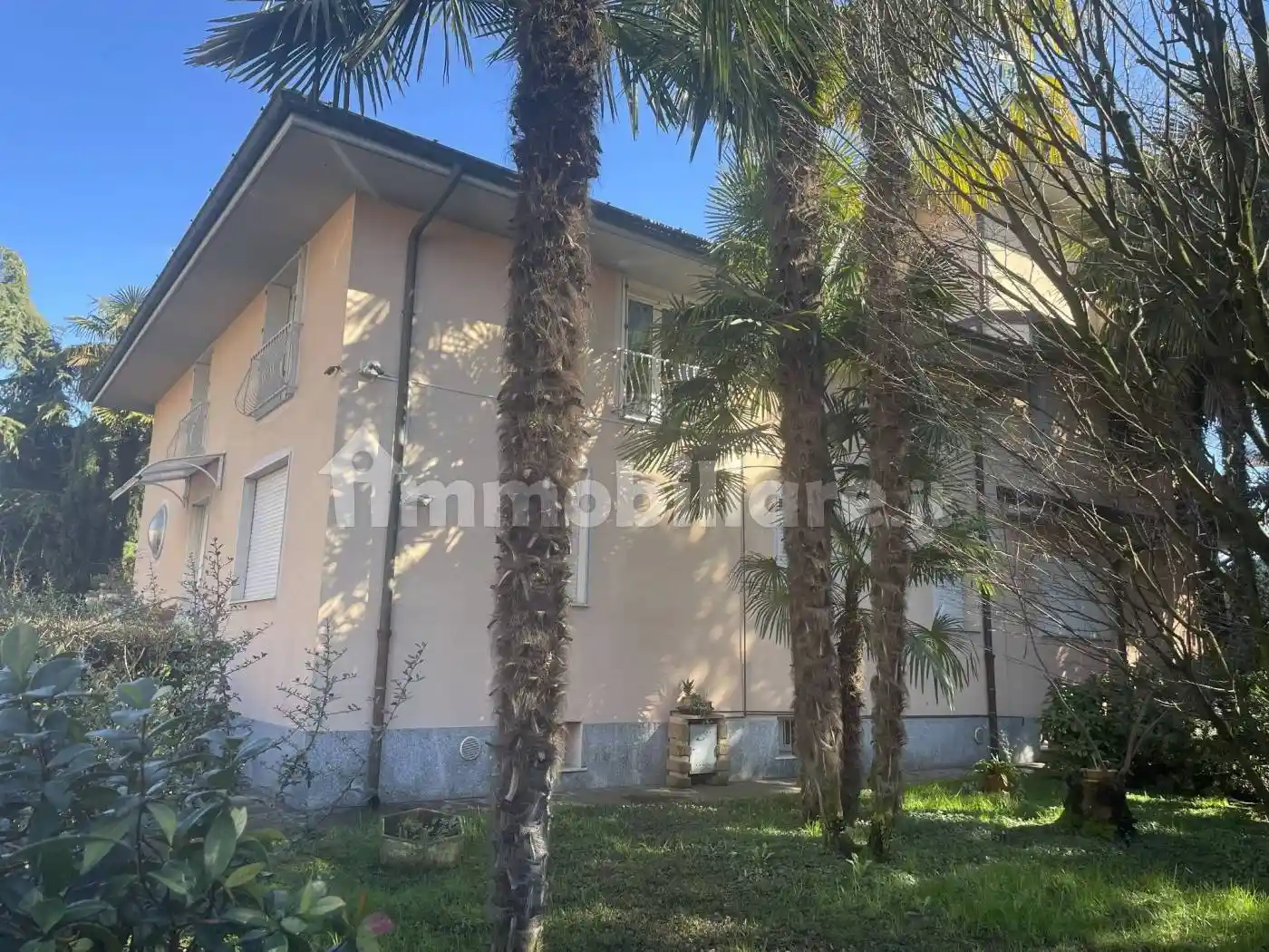 Villa in vendita a Romano di Lombardia