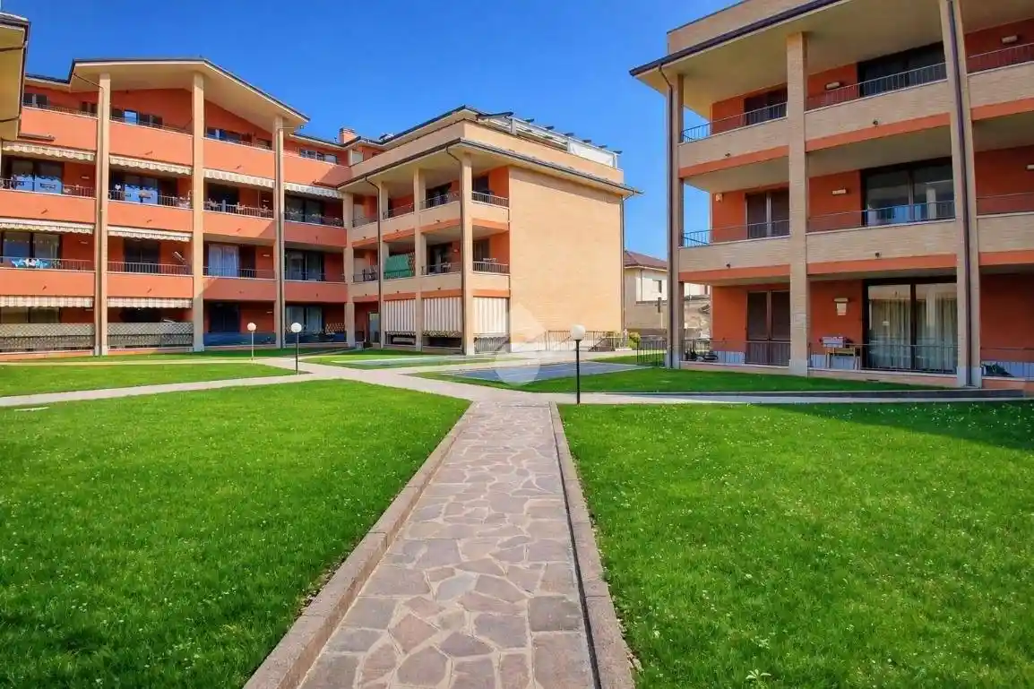 Appartamento in vendita a Cassano d'Adda