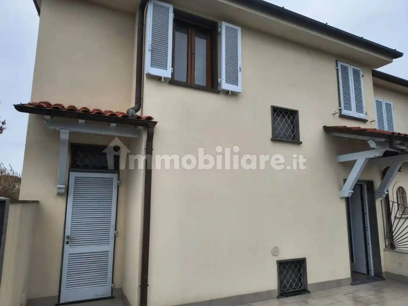 Casa indipendente in affitto a Pietrasanta