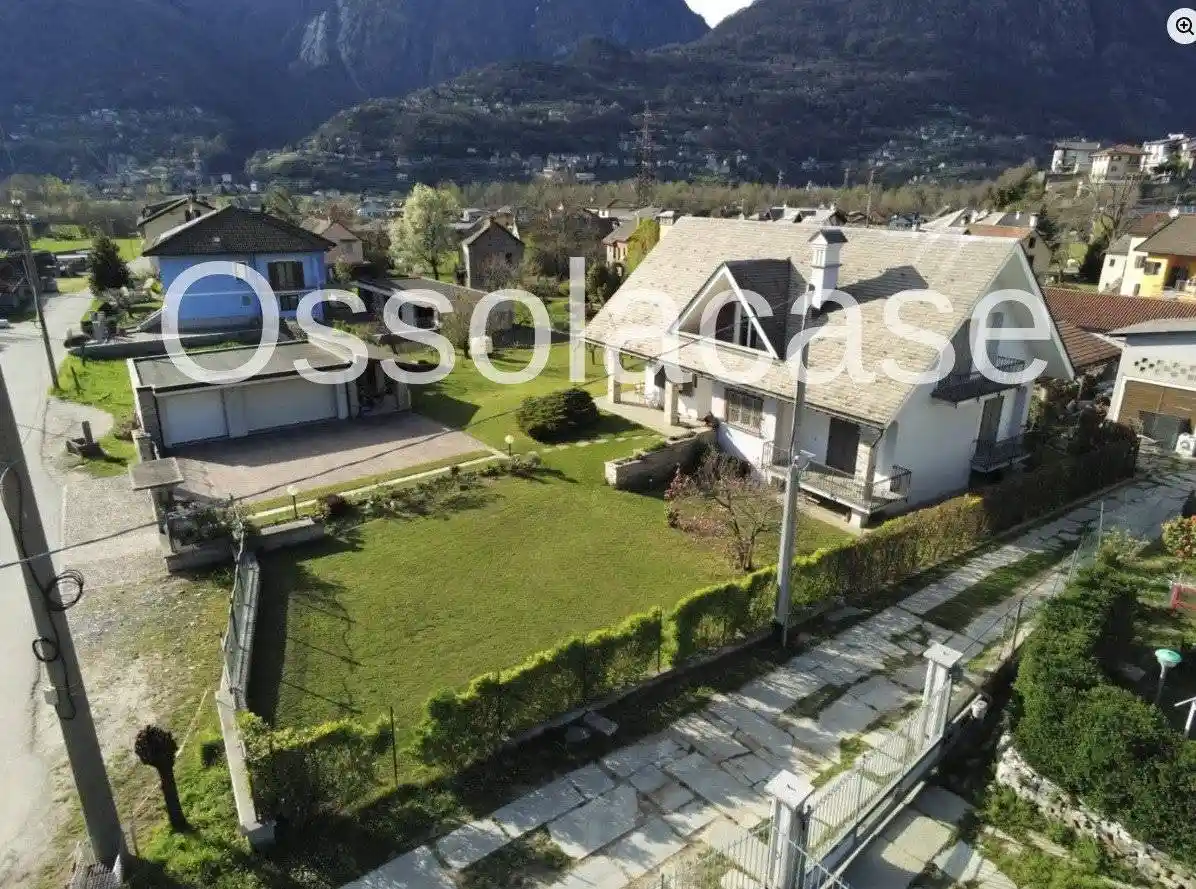 Villa in vendita a Montecrestese