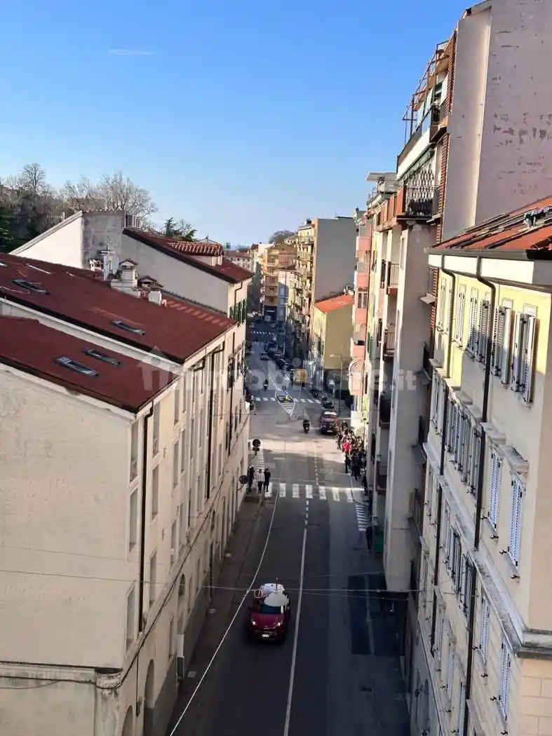 Appartamento in vendita a Trieste