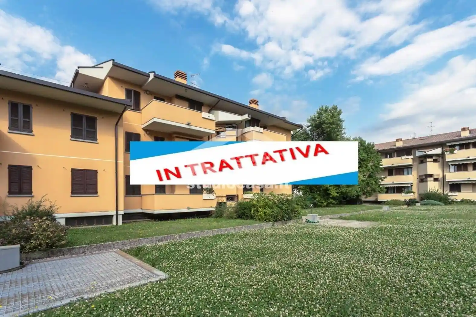 Appartamento in vendita a Azzano San Paolo