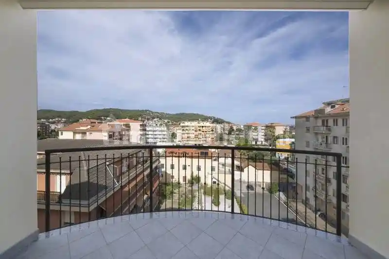 Appartamento in vendita a Andora