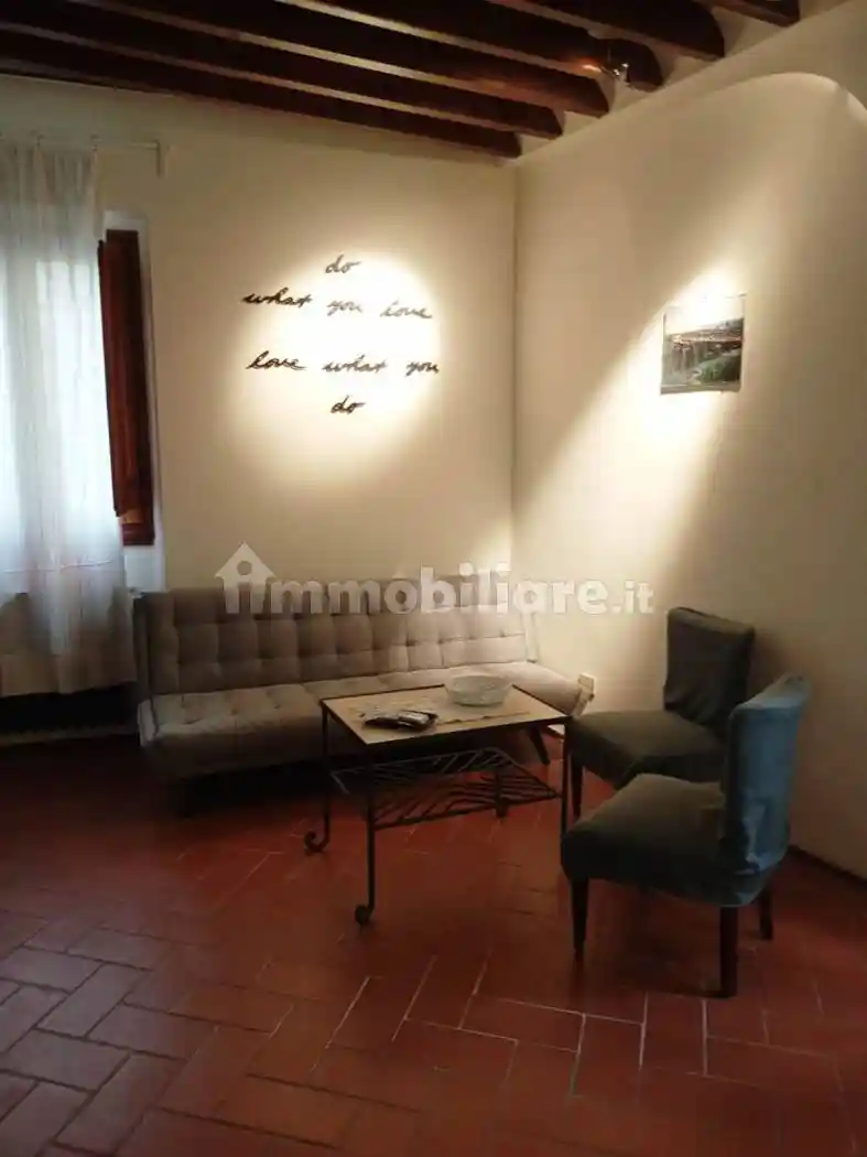 Casa indipendente in affitto a Firenze