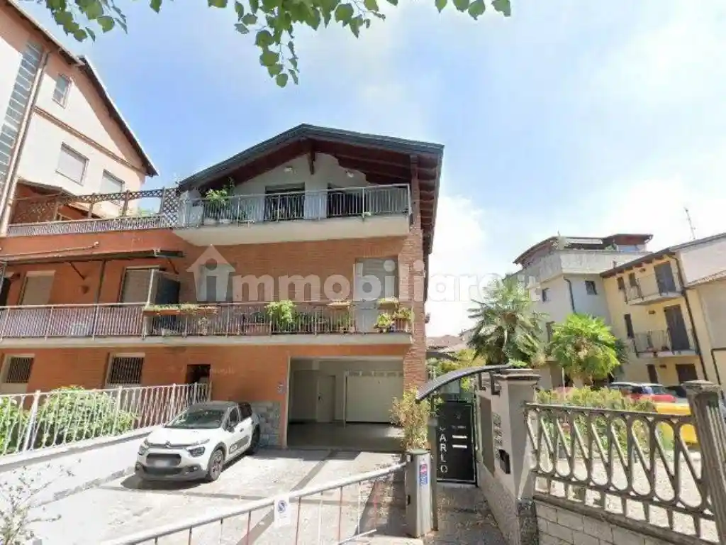 Appartamento in vendita a Garbagnate Milanese