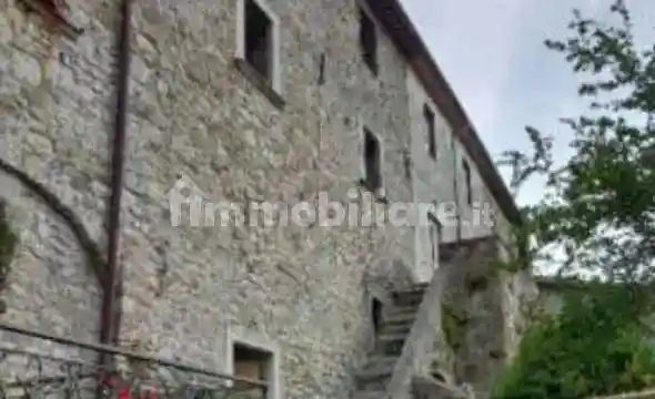 Appartamento in vendita a Pescaglia