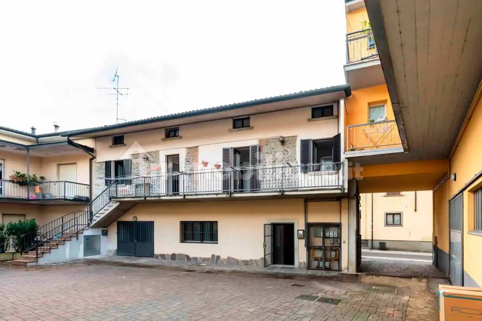 Villa in vendita a Nembro