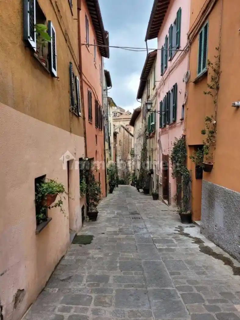 Casa indipendente in vendita a Perugia