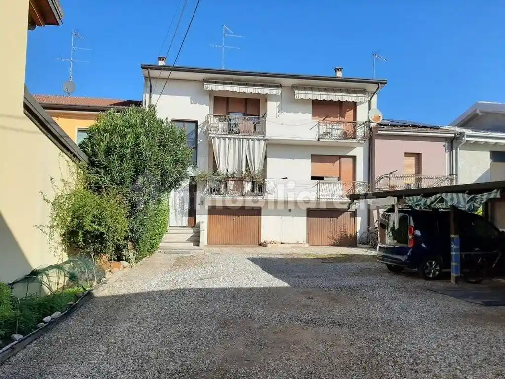 Appartamento in vendita a Valeggio sul Mincio