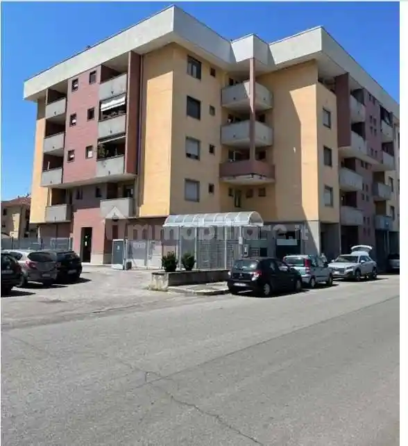 Appartamento in vendita a Novara