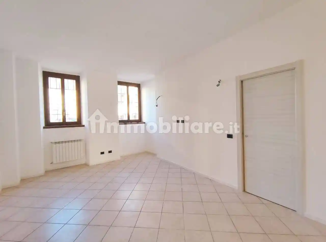 Appartamento in vendita a Besana in Brianza