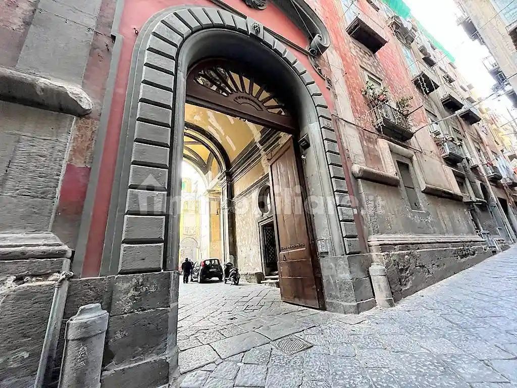 Appartamento in affitto a Napoli