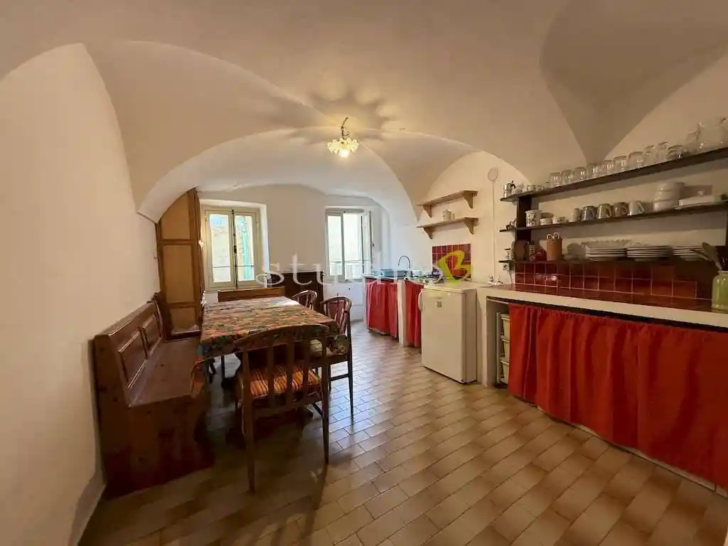 Appartamento in vendita a Perinaldo