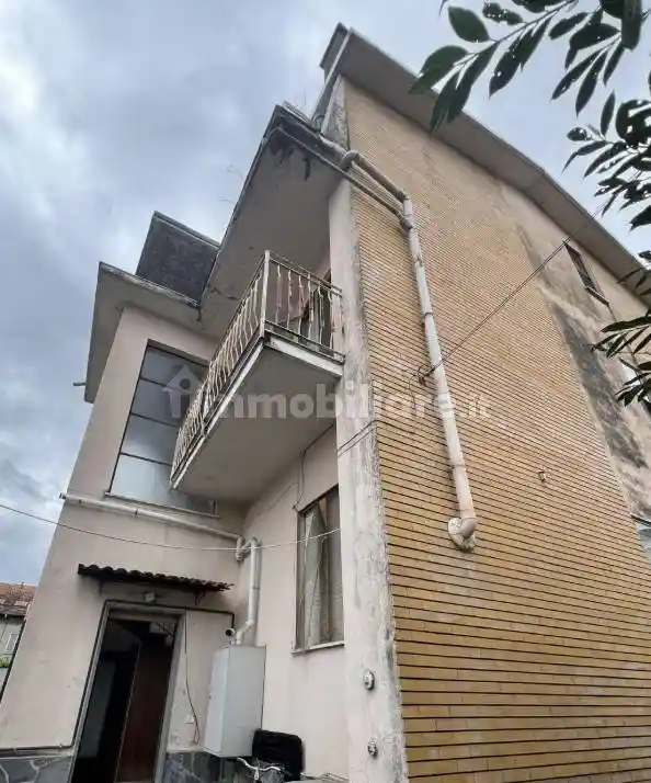 Appartamento in vendita a Novara