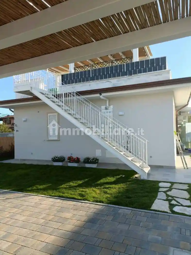 Villa in vendita a Massa