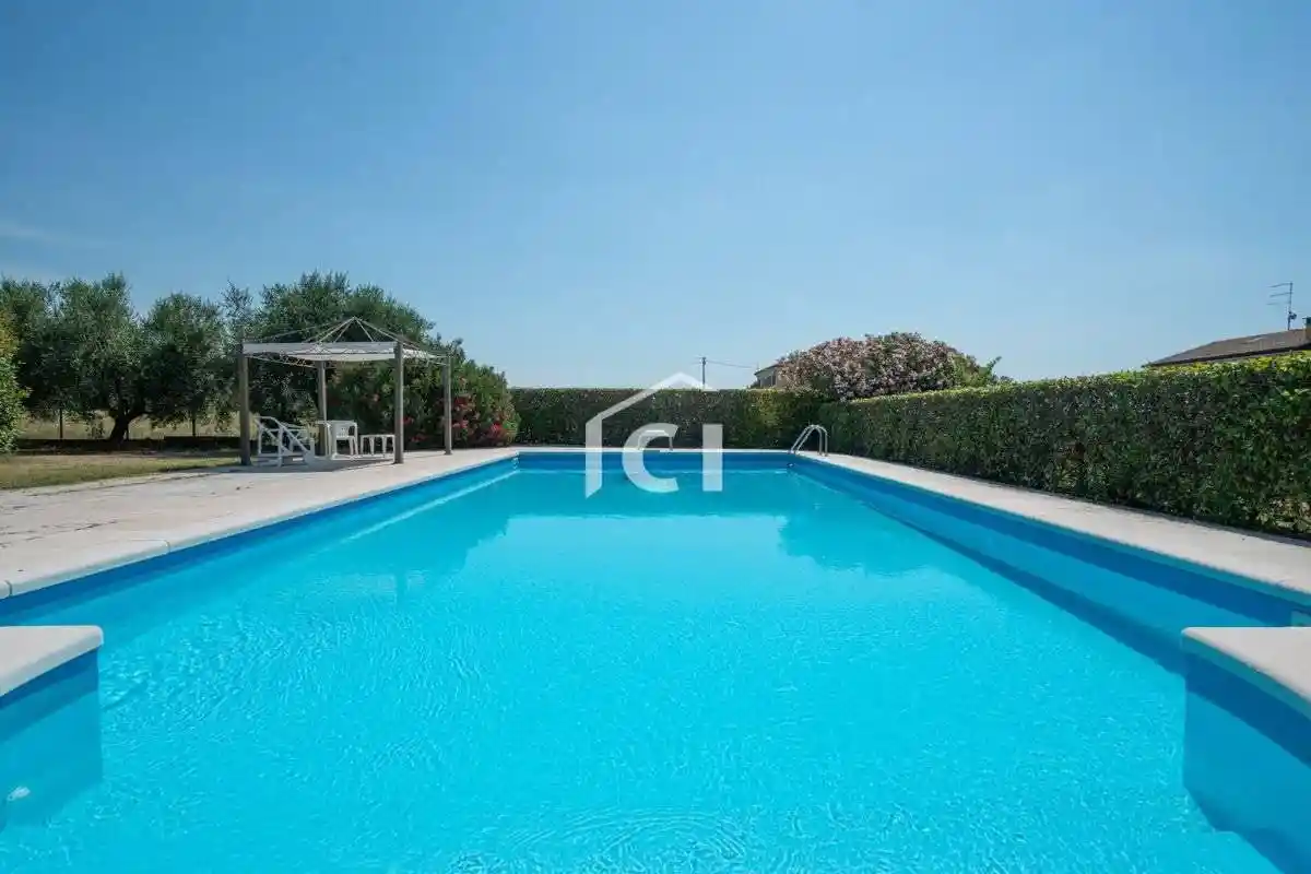 Villa in vendita a Pescantina