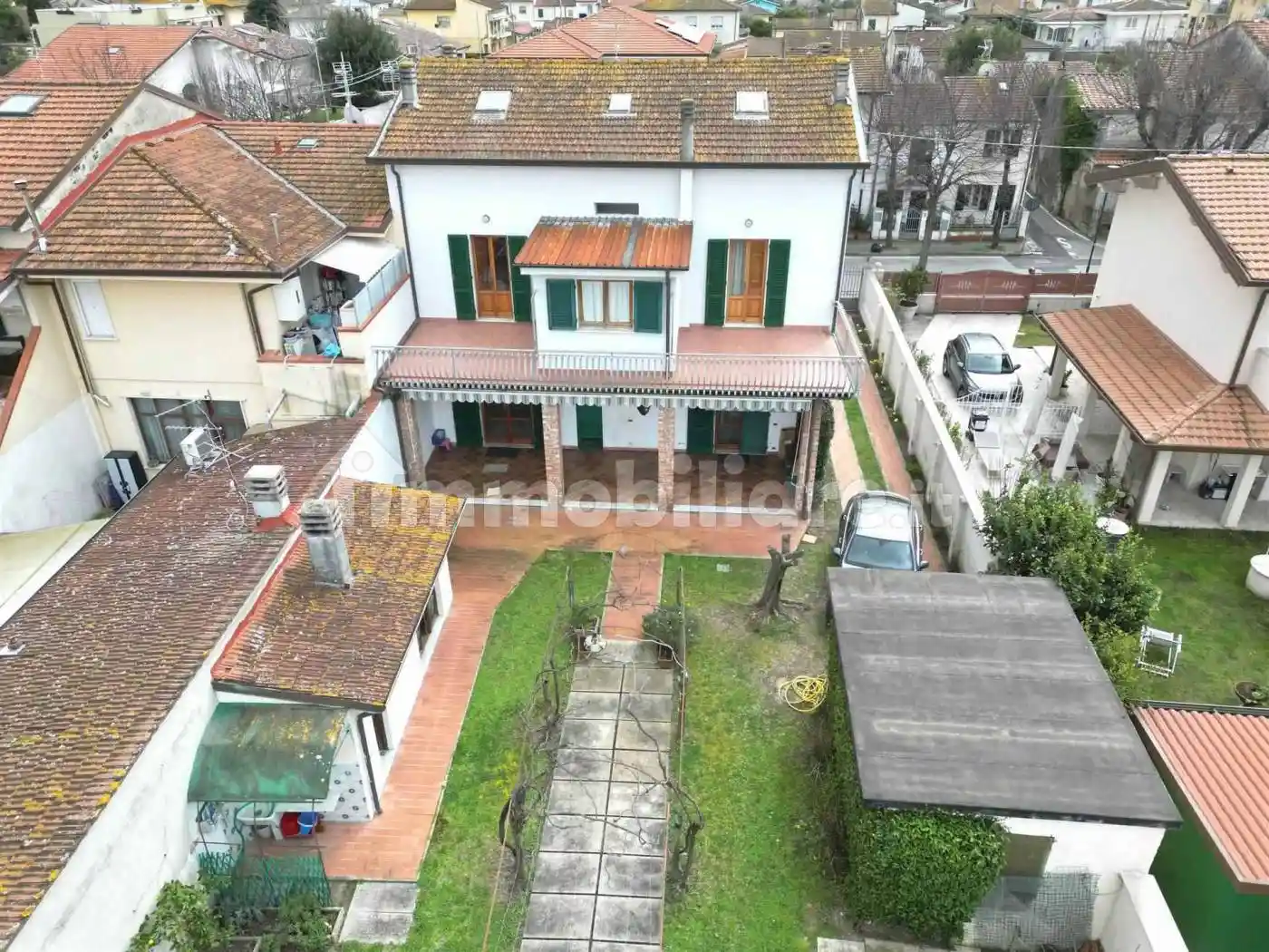 Villa in vendita a Viareggio