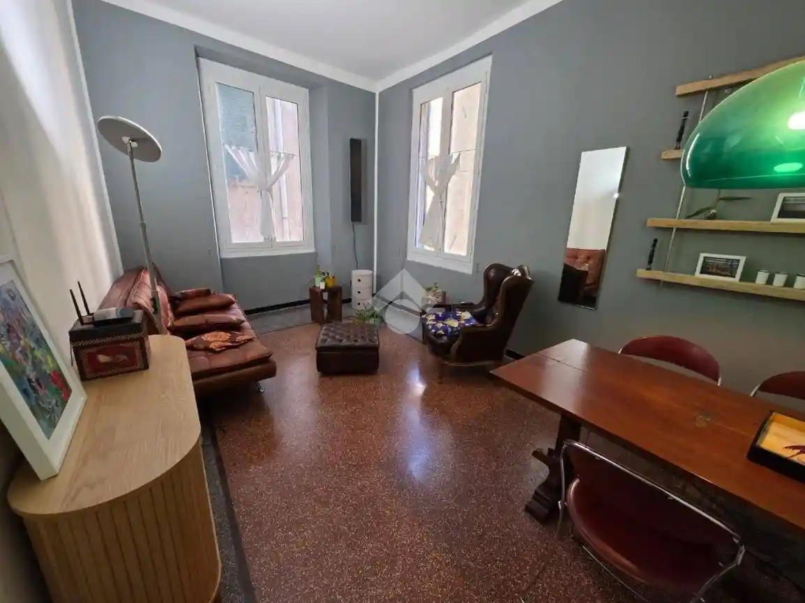 Appartamento in vendita a Genova