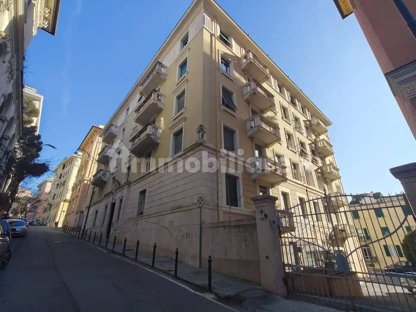 Appartamento in vendita a Genova