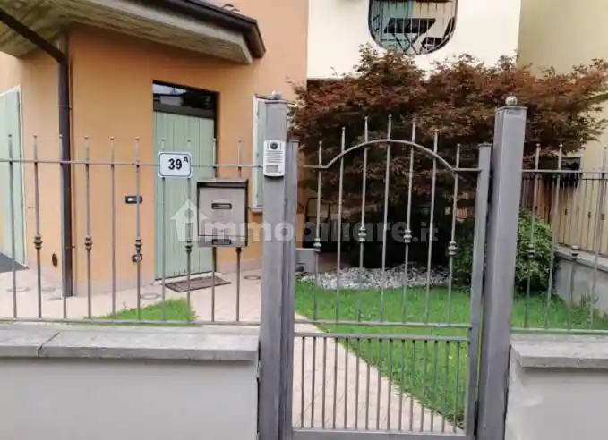 Appartamento in vendita a Rovato