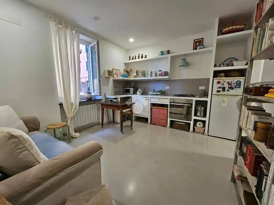 Appartamento in vendita a Genova