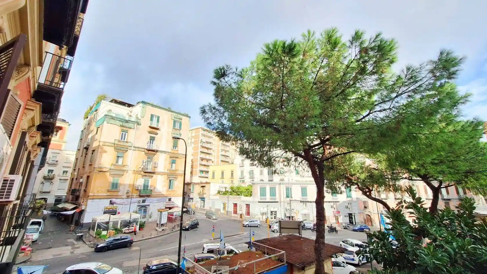 Appartamento in vendita a Napoli