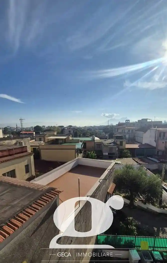 Appartamento in vendita a Napoli