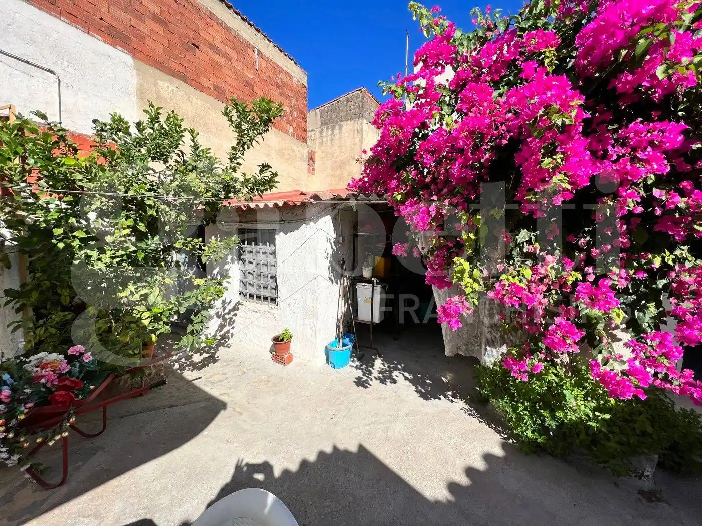 Casa indipendente in vendita a Santa Giusta