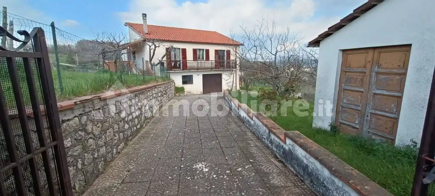 Casa indipendente in vendita a San Mango sul Calore