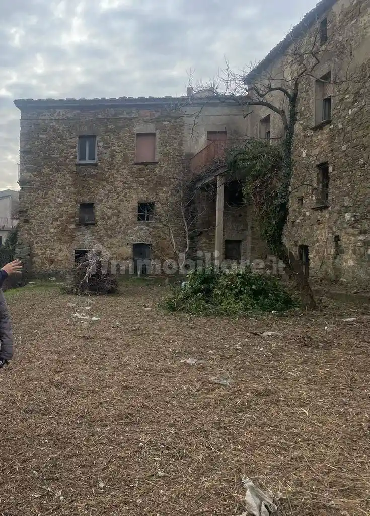 Palazzo - Edificio in vendita a Orria