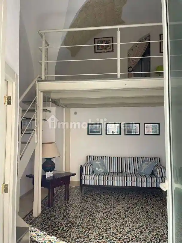 Appartamento in affitto a Castro