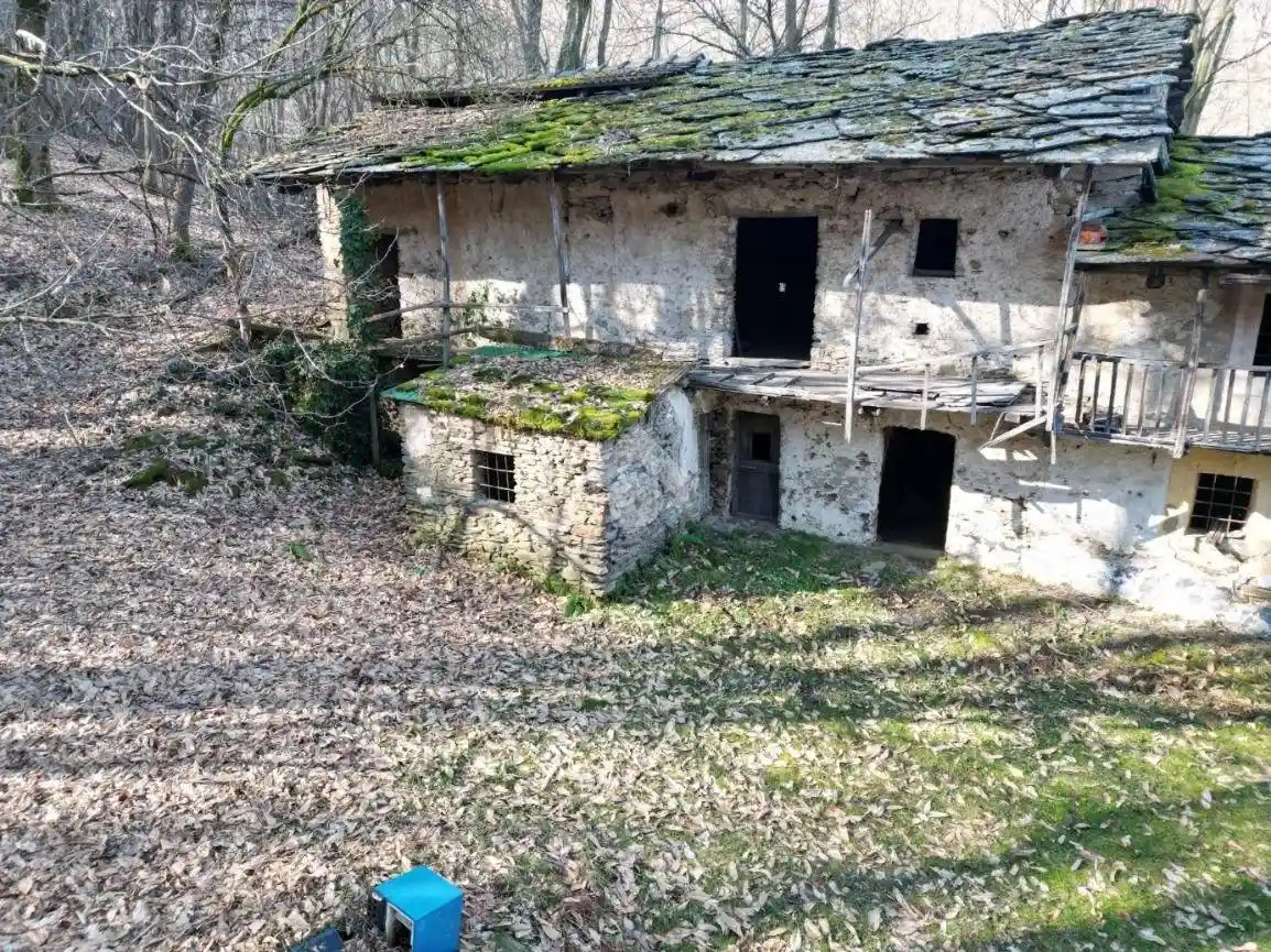 Rustico - Casale in vendita a Gambasca