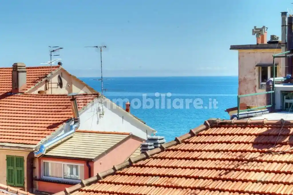 Attico - Mansarda in affitto a Alassio