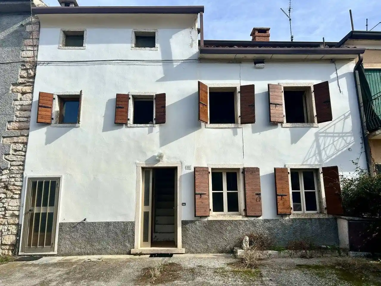 Casa indipendente in vendita a Sant'Ambrogio di Valpolicella