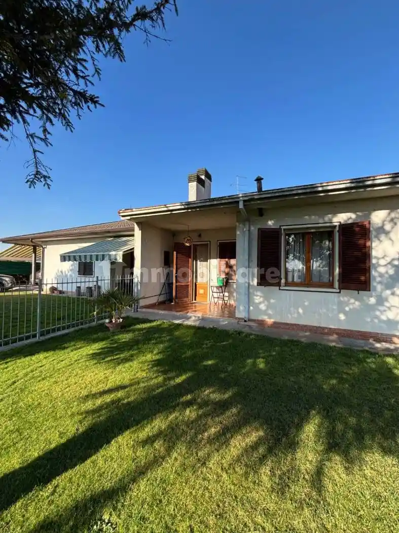 Villa in vendita a Mozzecane