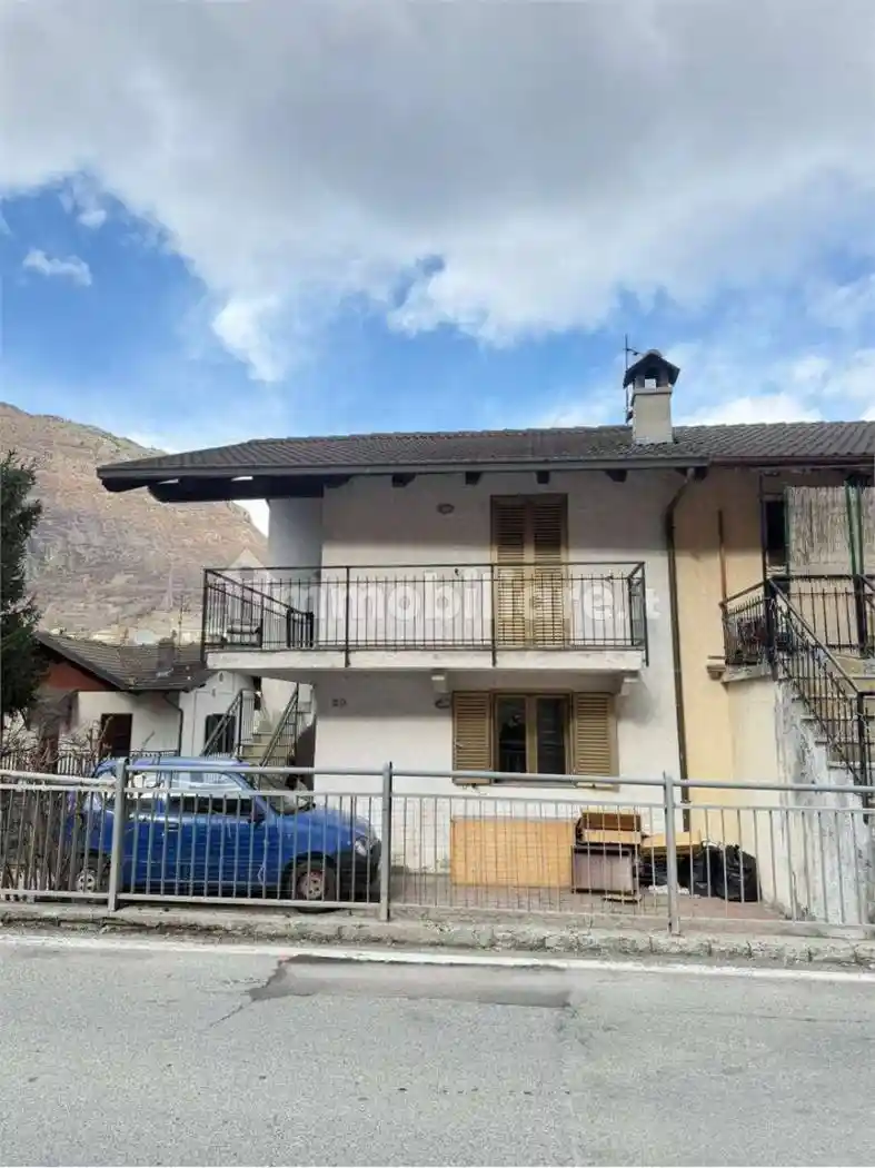 Appartamento in vendita a Pontey