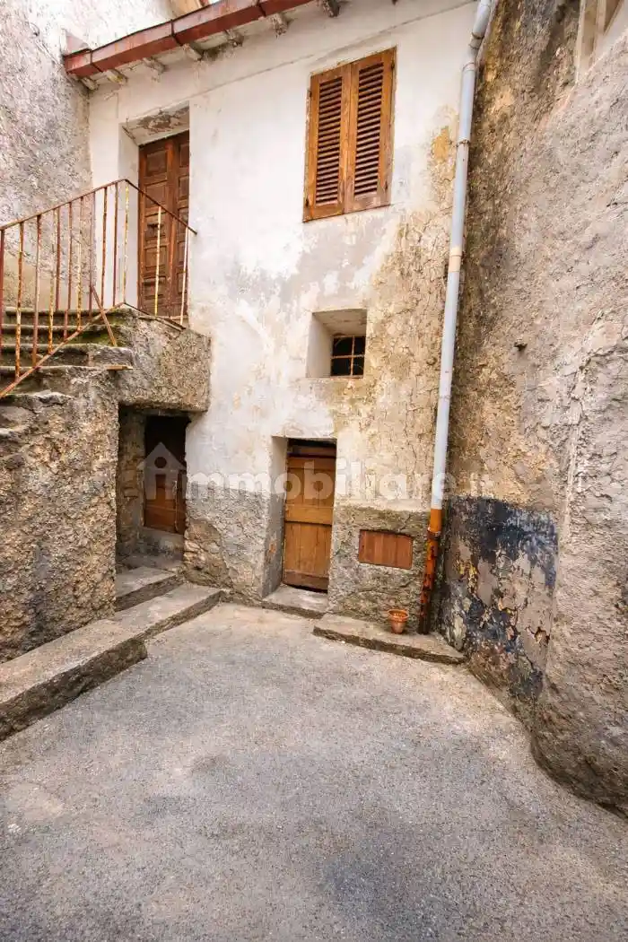 Appartamento in vendita a Maenza