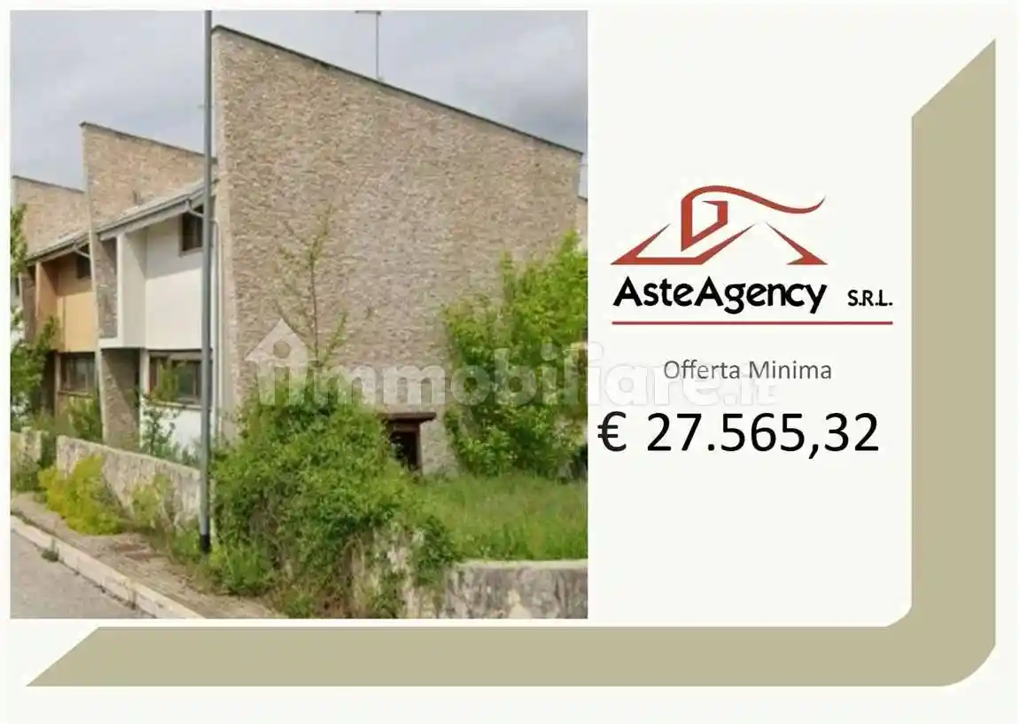 Villetta a schiera in vendita a Scurcola Marsicana