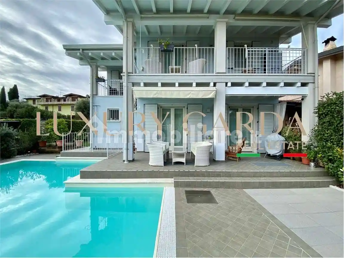 Villa in vendita a Polpenazze del Garda