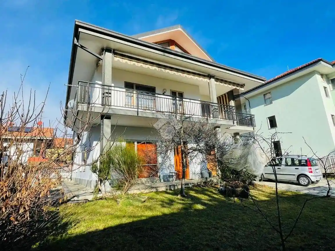 Appartamento in affitto a Lanzo Torinese