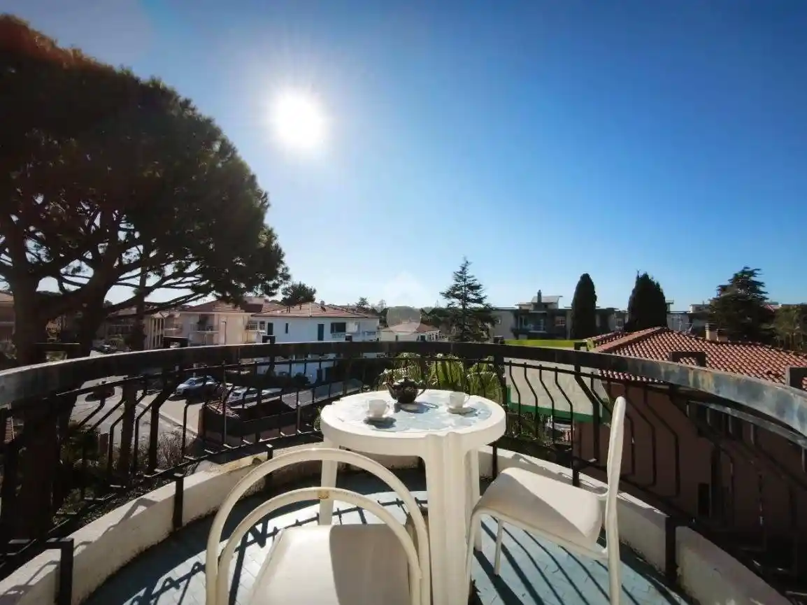 Appartamento in vendita a Bordighera