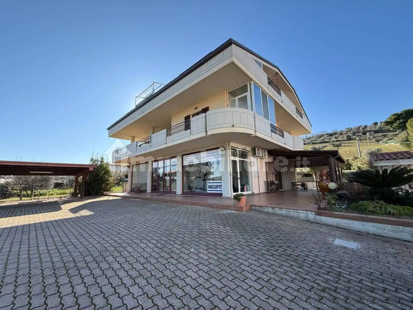 Appartamento in vendita a Alba Adriatica