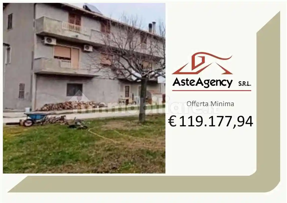 Casa indipendente in vendita a Villamagna