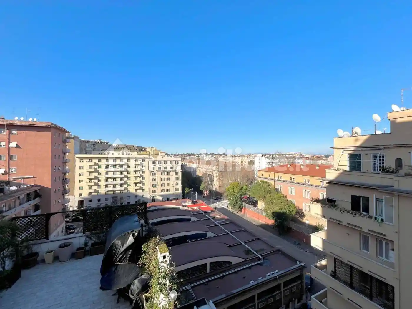 Appartamento in vendita a Roma