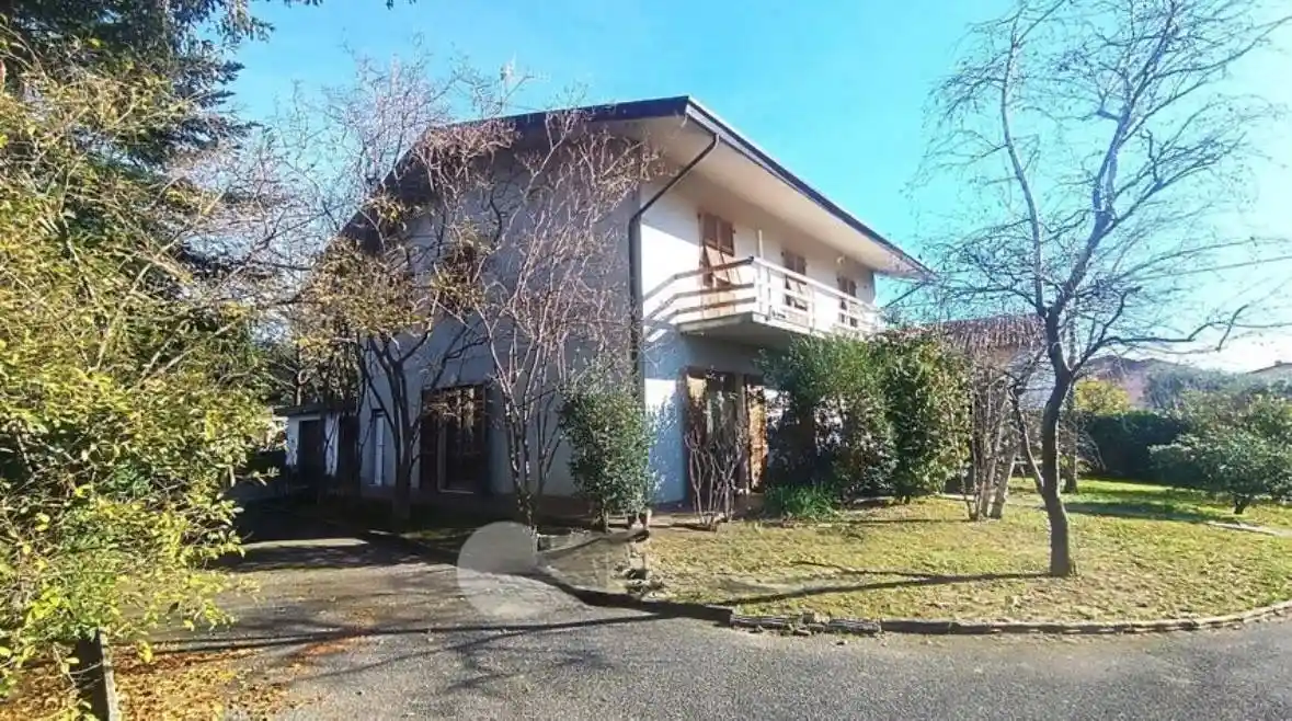 Villa in vendita a Castelnuovo Magra