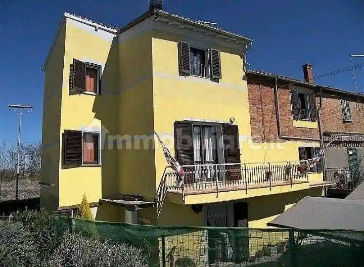 Casa indipendente in vendita a Torrita di Siena