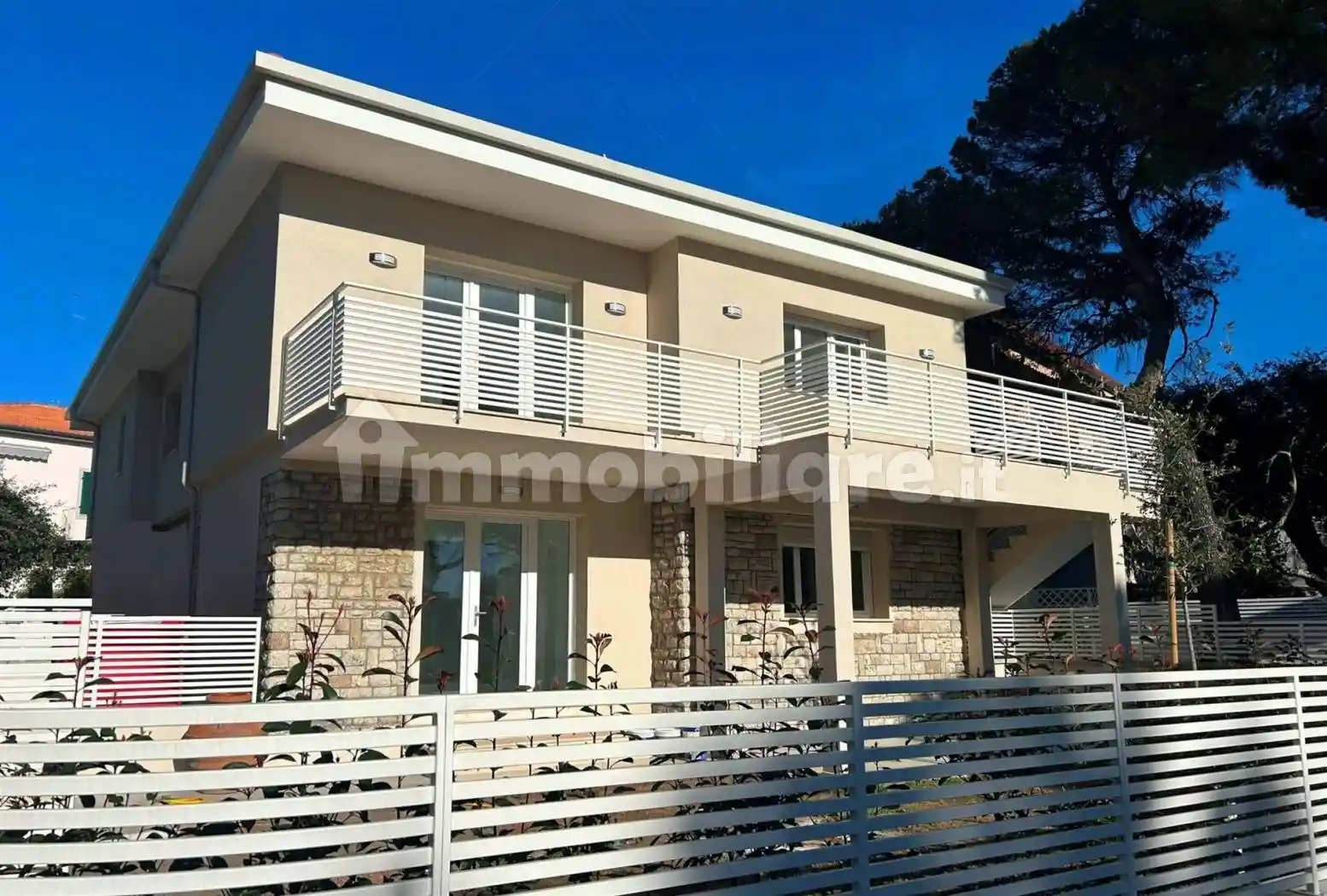 Appartamento in vendita a Rosignano Marittimo